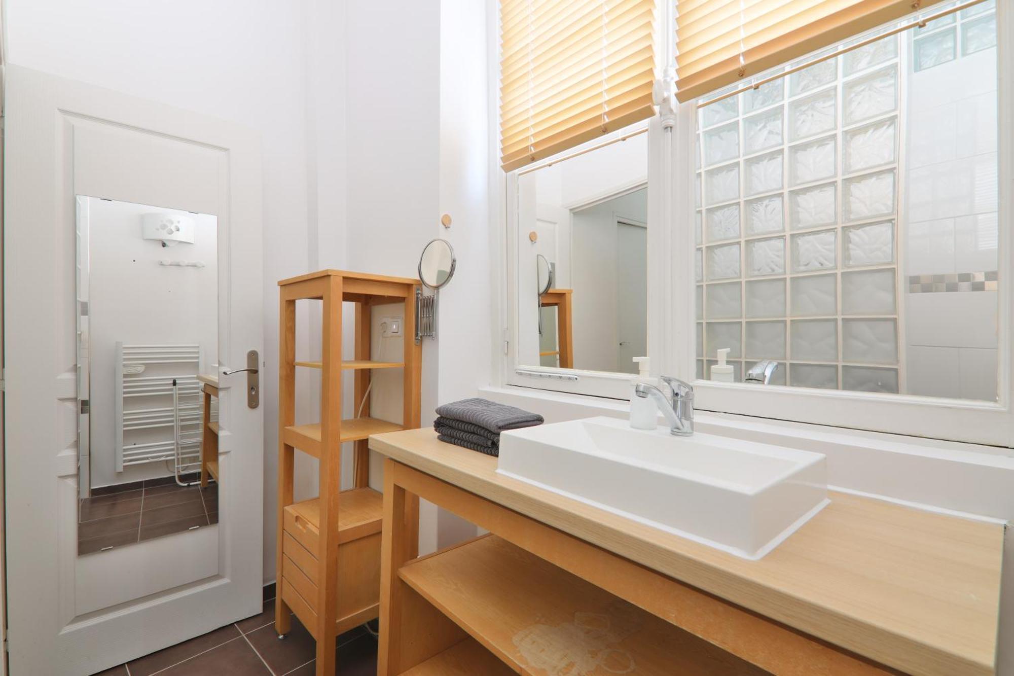Appartement Quartier Place Des Vosges Paris Dış mekan fotoğraf